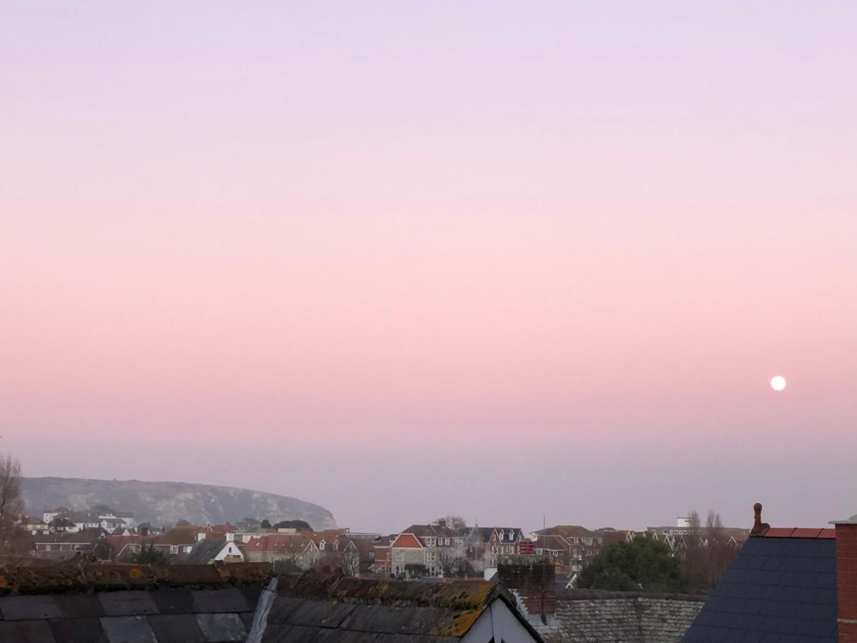 Purbeck Hill View Apartment Swanage Bagian luar foto