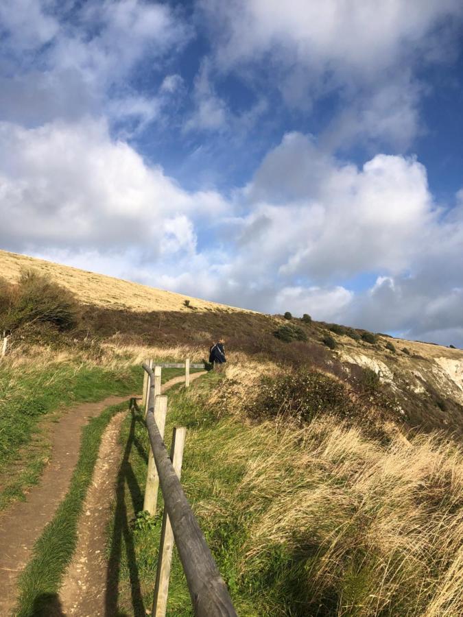 Purbeck Hill View Apartment Swanage Bagian luar foto